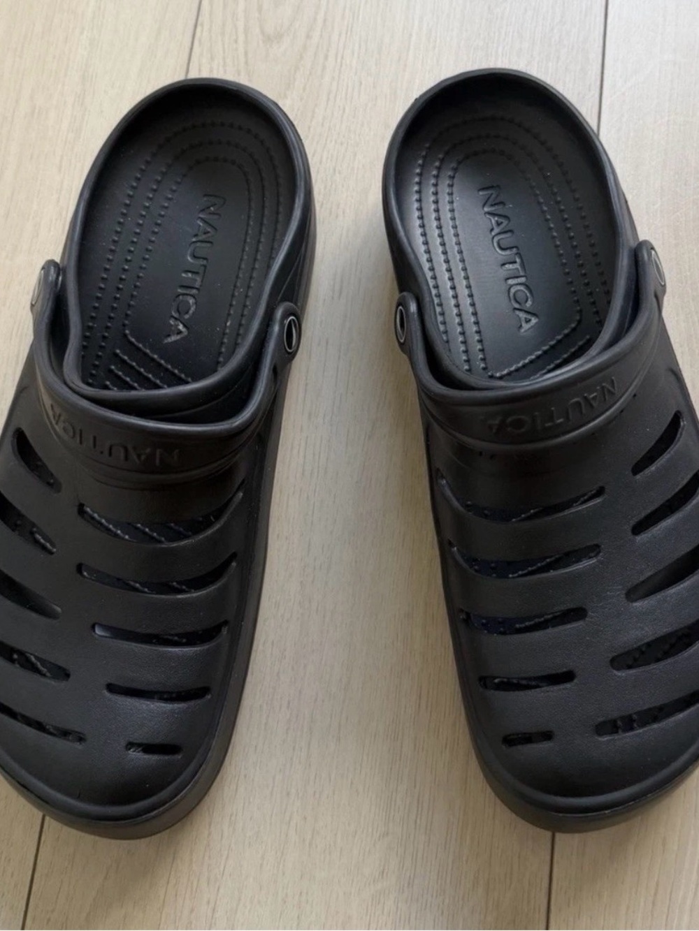 Nautica Men's Black Vented Slip-On Clog Sandals with Heel Strap